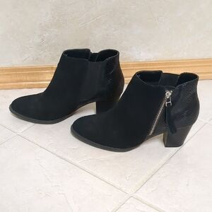 Women's Black Ankle Booties with Side Zip